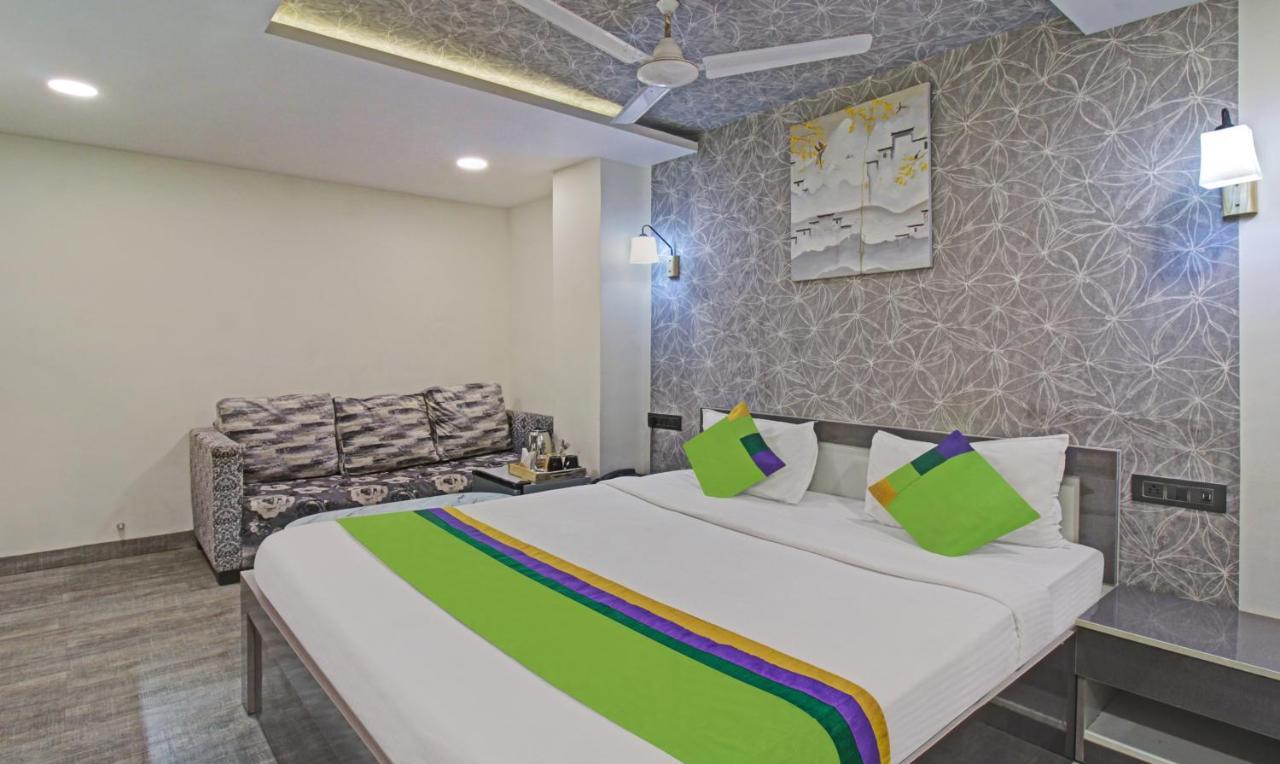 Hotel Treebo The Boss Rāipur Exterior foto
